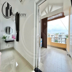Ngay mặt tiền đường Ban Công Sân Thượng Full Nội Thất