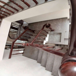 BIỆT THỰ KIỂU PHÁP VIP BÊN SÔNG HBC – 300M² – GARA Ô TÔ – 4PN 