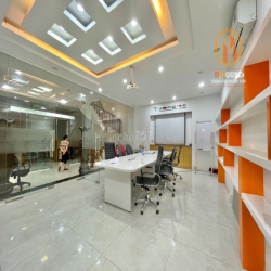 🔴VILLA  SÂN BAY CHO THUÊ GIÁ RẺ ĐẸP * 3 TẦNG * MỚI