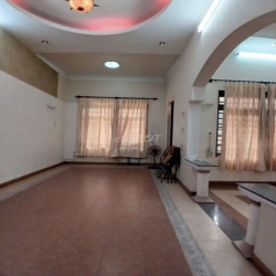 BIỆT THỰ KIỂU PHÁP VIP BÊN SÔNG HBC – 300M² – GARA Ô TÔ – 4PN 