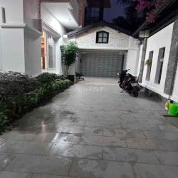 Cho thuê biệt thự khu tên lửa đường số 13 C full nội thất giá 60tr