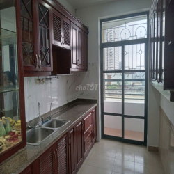 Chính chủ cho thuê lâu dài CH CC đầu hồi 90m, 3PN, 2WC.