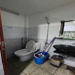 Nhà 4PN Mặt Tiền  Nguyễn Tiểu La Vị Trí KD Cực Tốt