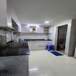 Nhà 4PN Mặt Tiền  Nguyễn Tiểu La Vị Trí KD Cực Tốt