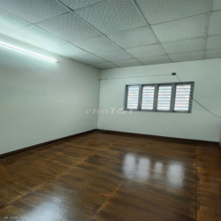 Nhà 4PN Mặt Tiền  Nguyễn Tiểu La Vị Trí KD Cực Tốt