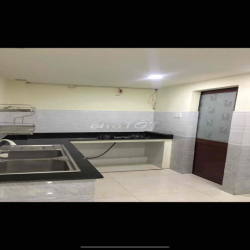 Nhà 4PN Mặt Tiền  Nguyễn Tiểu La Vị Trí KD Cực Tốt