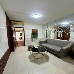 Căn hộ tập thể tầng 1 phố Mai Động