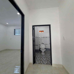 Bán nhà dân gửi 825triệu 3 phòng ngủ, gần chợ, uỷ ban…