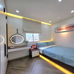 Cho thuê gấp căn hộ Sky garden ,Q7,PMH ,Full nội thất , view thoáng.