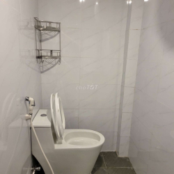 Thuê nhà nguyên căn 2 tầng 38 Bàu Hạc 7