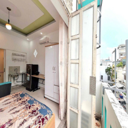 Thang Máy - Hầm Xe - Studio Balcon - Bàn Cờ Quận 3 - Full Nội Thất