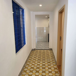 Thuê nhà nguyên căn 2 tầng 38 Bàu Hạc 7