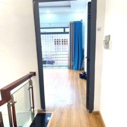 Nhà-NC-2PN-2WC-13Tr-Nguyen Hữu Cảnh-P22.Q.Bình Thạnh 