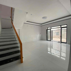 CHO THUÊ NHÀ LẦU - GẦN TRƯỜNG THCS THẠNH PHÚ - CÁCH CTY CHANGSHIN 1,5k