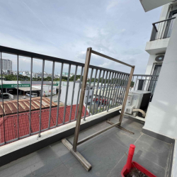 CĂN HỘ BAN CÔNG RIÊNG CUỐI NGUYỄN OANH - NGÃ TƯ GA T6 Ở NGAY