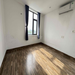 CĂN HỘ BAN CÔNG RIÊNG CUỐI NGUYỄN OANH - NGÃ TƯ GA T6 Ở NGAY