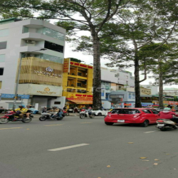 2MT Lê Hồng Phong, P2 Q10. DT: 3x12m, lửng, 2 lầu (3PN, 3WC) - KDTD