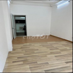 2MT Lê Hồng Phong, P2 Q10. DT: 3x12m, lửng, 2 lầu (3PN, 3WC) - KDTD