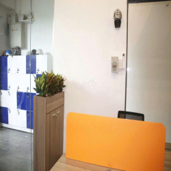 Văn phòng cho 8 nhân sự full nội thất