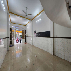 nhà mặt tiền nội bộ 4 x 20 có 4pn 4wc sân thượng 