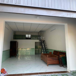 nhà mặt tiền tx52