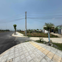 Cho thuê kho,nhà xưởng 600m2, 12x35m tại DT 823D,Long An, 25 triệu VND