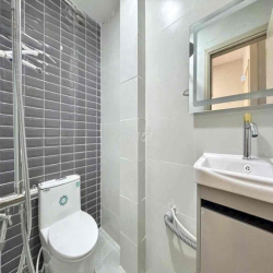 Căn Hộ Cho Thuê Ngay Trung Tâm Quận 1 Đường Trần Quang Khải Ban Công