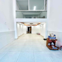 Cho thuê văn phòng/mặt bằng KD, diện tích 4mx 26m.