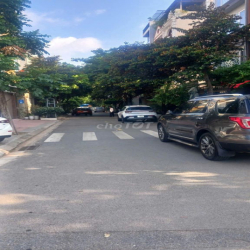 Cho Thuê Phòng Trọ Ban Công Thoáng Mát, CCMN 7 Tầng , Q Long Biên.