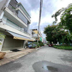 Cho thuê nhà 2 mặt tiền 8 x 36-4 tầng-70tr-khu Tân Hoá, Hoà Bình TPhú