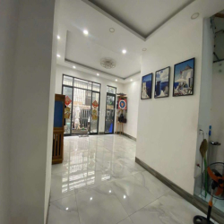 1 Căn *** Nhà Phố Lakeview City 1 Trệt 3 Lầu 4PN 5WC Đầy Đủ NT