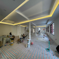 CHO THUÊ VILLA CỰC PHẨM GÓC 3 MẶT TIỀN NGUYỄN VĂN TRỖI