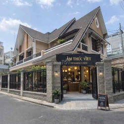 CHO THUÊ VILLA CỰC PHẨM GÓC 3 MẶT TIỀN NGUYỄN VĂN TRỖI