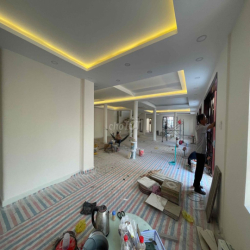 CHO THUÊ VILLA CỰC PHẨM GÓC 3 MẶT TIỀN NGUYỄN VĂN TRỖI