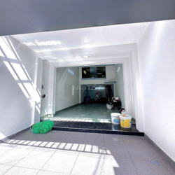 CHO THUÊ NHÀ MT NGUYỄN THANH TUYỀN, P2, Q.TB 18TR