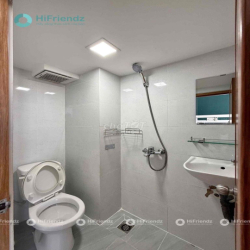 ✨✨Cho Thuê Studio + Gác Bancol Thoáng Thang Máy Ngay Phan Đình Phùng