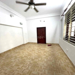 GÓC 2MT 4,2*20m 2LẦU ST 5PN 4WC HXT TÂN SƠN