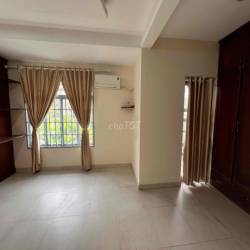 Biệt Thự Khu Ven Sông đs25 6 Tầng có thang máy 45tr