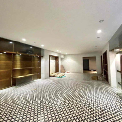 CHÍNH CHỦ CHO THUÊ GẤP MẶT TIỀN CAO THẮNG QUẬN 3 NGANG 8M