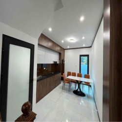 Bán Gấp Nhà Quốc Oai 48m2 Ô Tô Chạy Thông,  Giá chào 3 tỷ16 còn giảm.