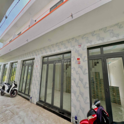 Nhà Mới Xây 1 Lầu Ngay Ngã Ba Tân Kim, 2PN 2WC. Full Nội Thất . Có SHR