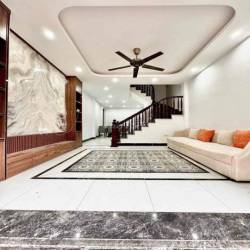 Bán Gấp Nhà Quốc Oai 48m2 Ô Tô Chạy Thông,  Giá chào 3 tỷ16 còn giảm.