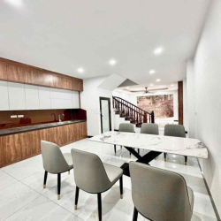 Bán Gấp Nhà Quốc Oai 48m2 Ô Tô Chạy Thông,  Giá chào 3 tỷ16 còn giảm.