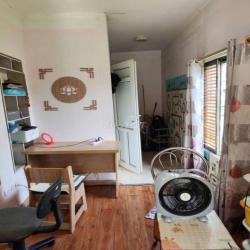 cho thuê căn hộ tầng 5, 76 m2 khu nam thành công