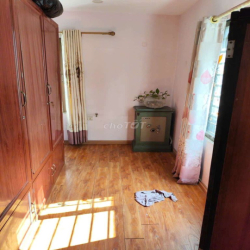 cho thuê căn hộ tầng 5, 76 m2 khu nam thành công