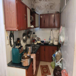 cho thuê căn hộ tầng 5, 76 m2 khu nam thành công