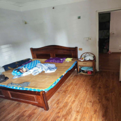 cho thuê căn hộ tầng 5, 76 m2 khu nam thành công