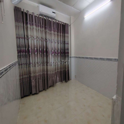 Cho thuê nhà nguyên căn 2 tầng Hẻm XH 1368 LVL, Phước Kiển. Giá 6tr 