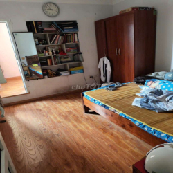 cho thuê căn hộ tầng 5, 76 m2 khu nam thành công