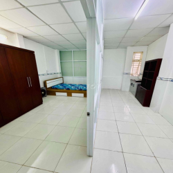 Phòng 1PN Nguyễn Kiệm P4 Phú nhuận lầu1 35m2, cửa sổ, bếp riêng